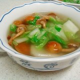 なめこと白菜の中華スープ